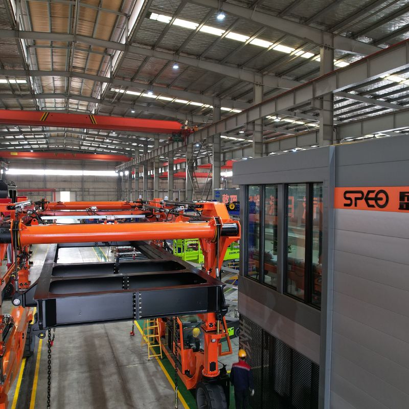 Vehículo de elevación del envase de SPEO, envase portuario anaranjado Crane Truck For Steel Factories